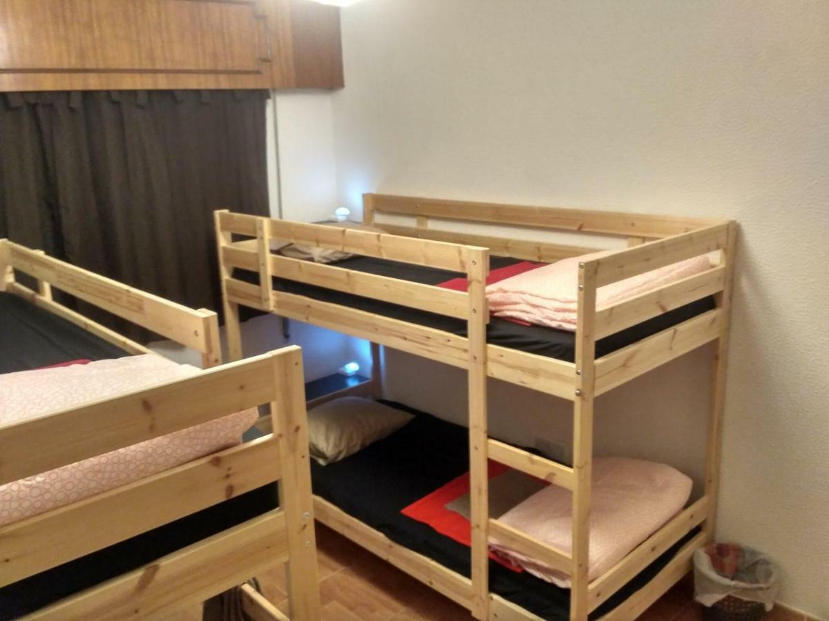 Mystery Shack Hostel Лимасол Екстериор снимка