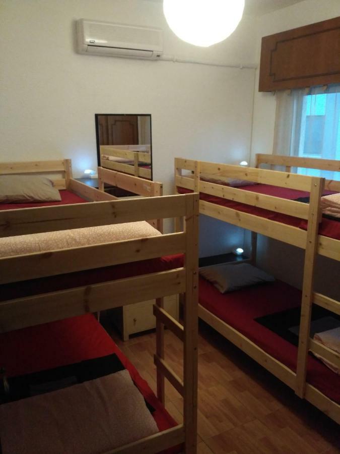 Mystery Shack Hostel Лимасол Екстериор снимка